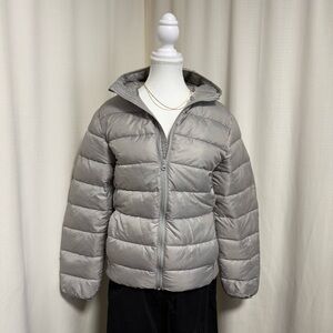 H&M lightweight puffer jacket in Light gray XS